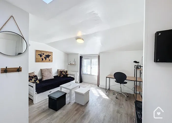 Apartment Les Bords Du Clain - Entree Autonome *