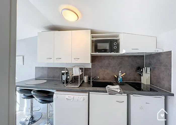 Apartment Les Bords Du Clain - Entree Autonome