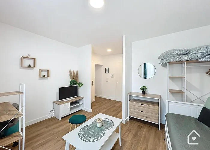 Les Bords Du Clain - Entree Autonome Apartment